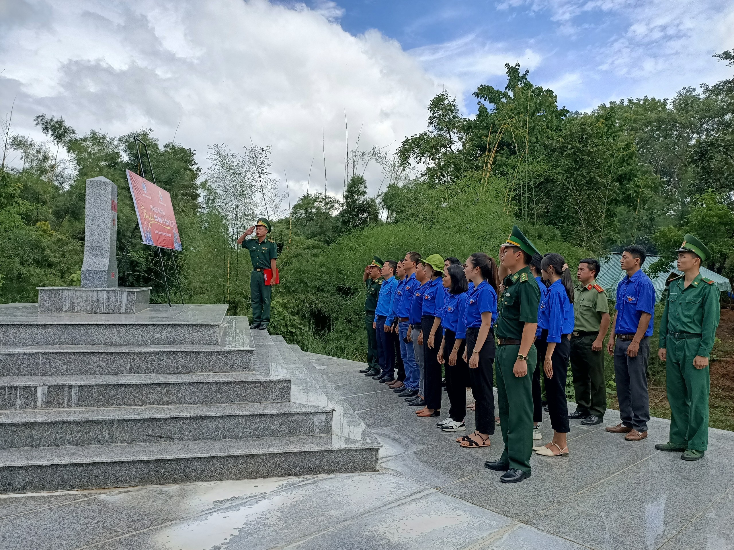 Hành trình “Tôi yêu Tổ quốc tôi” tại vùng biên Đắk Lắk